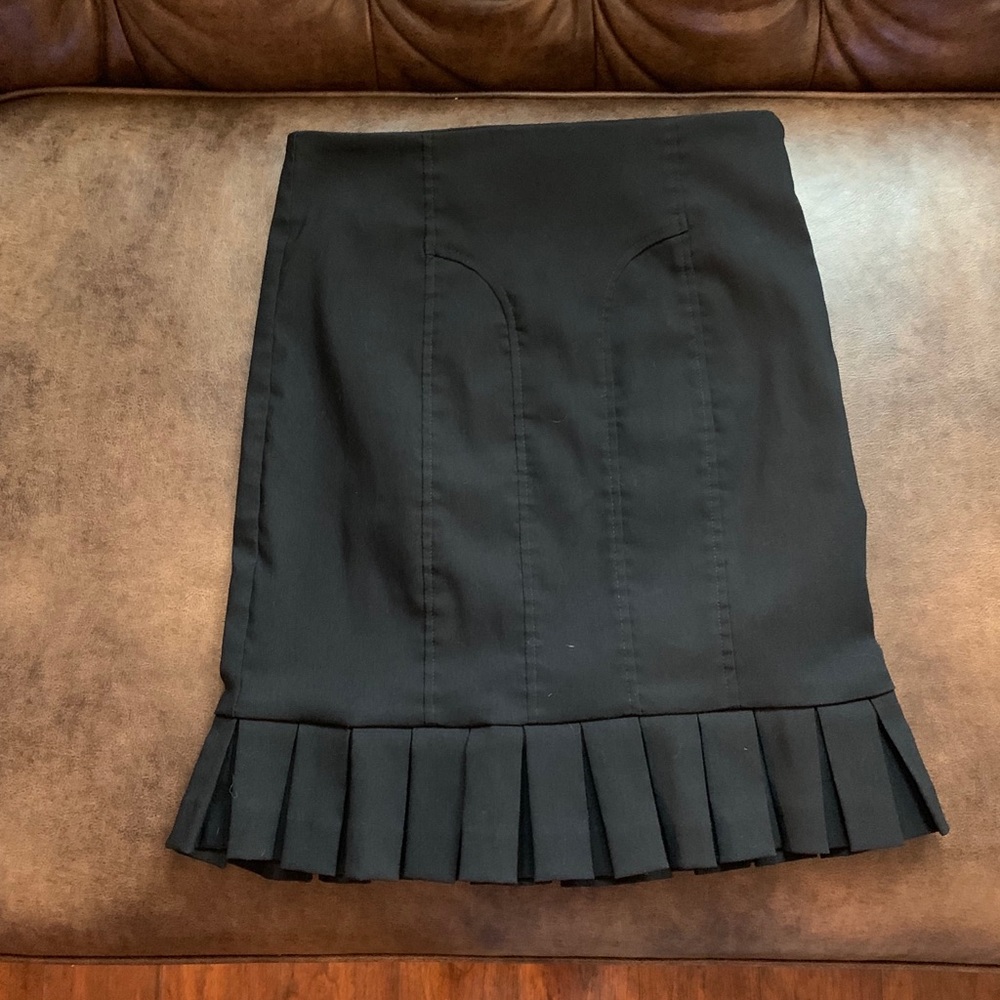 Black skirt